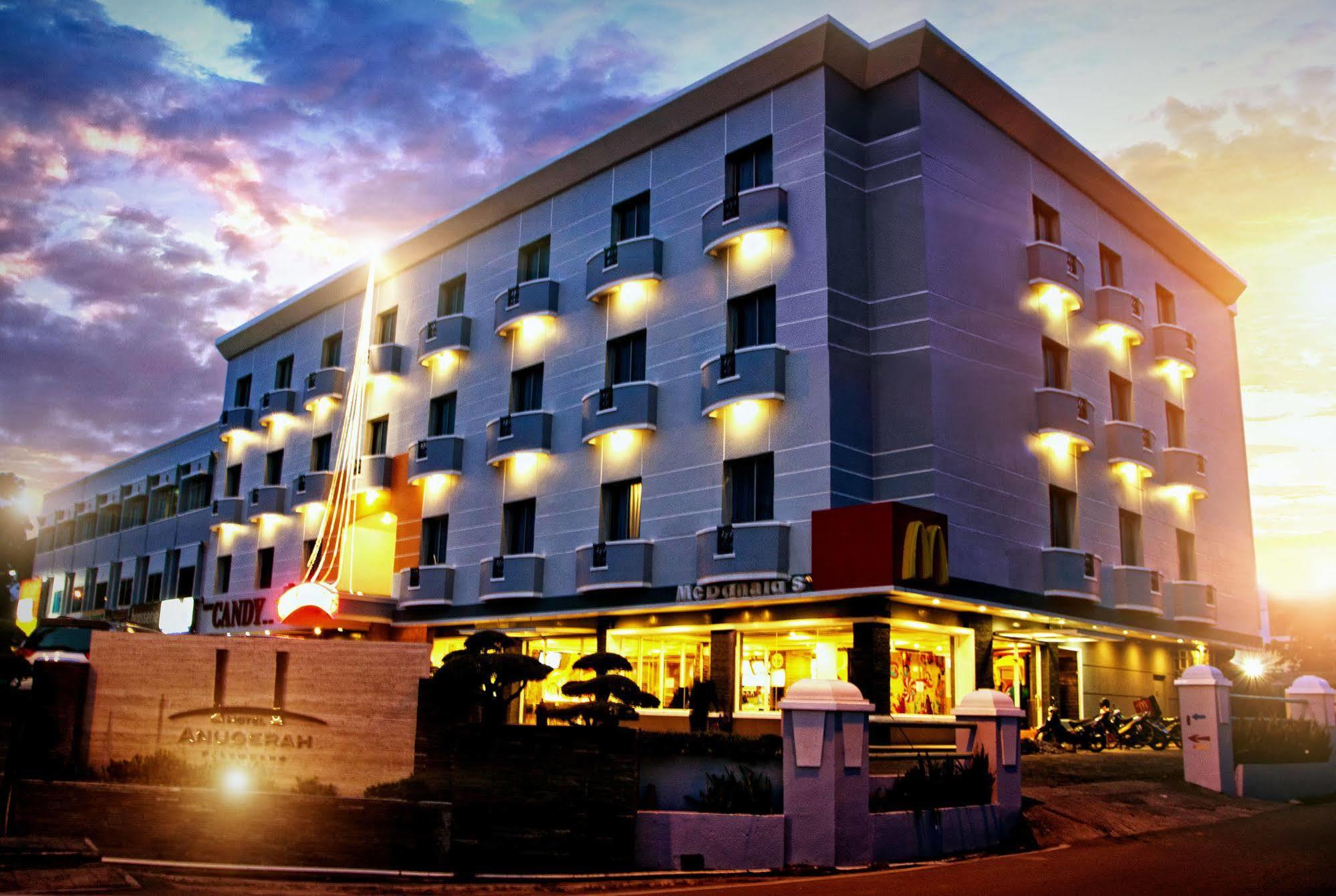 Hotel Anugerah Palembang Zewnętrze zdjęcie